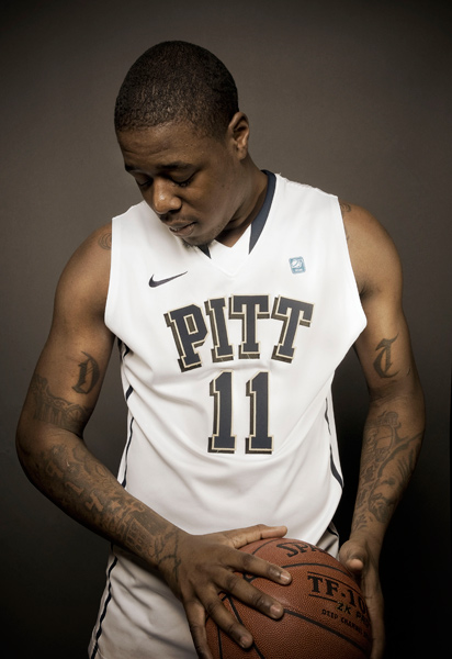 http://www.vaughnwallace.com/files/gimgs/10_bb10.jpg