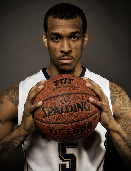 http://www.vaughnwallace.com/files/gimgs/10_bb5.jpg