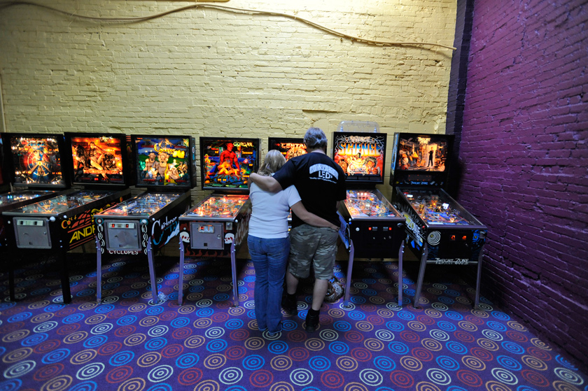 http://www.vaughnwallace.com/files/gimgs/7_singlepinball.jpg